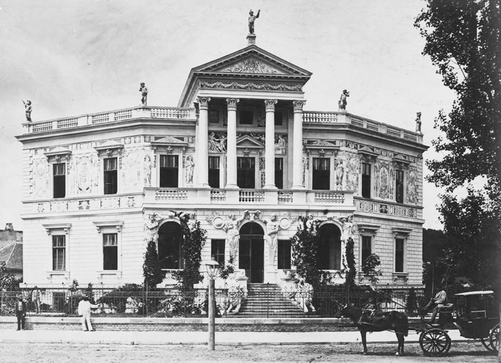 Edelsheim-Gyulay-villa_Budapest_demolished