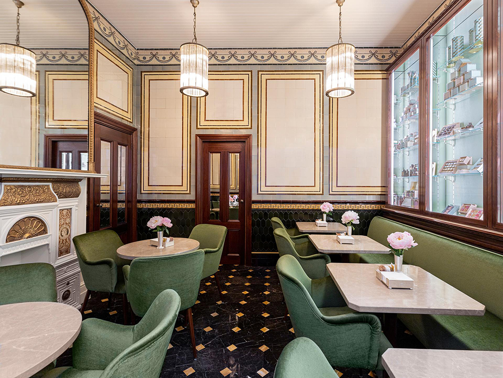 Marchesi_pasticceria_pastry shop_cukrászda_Prada_London_Mayfair_store