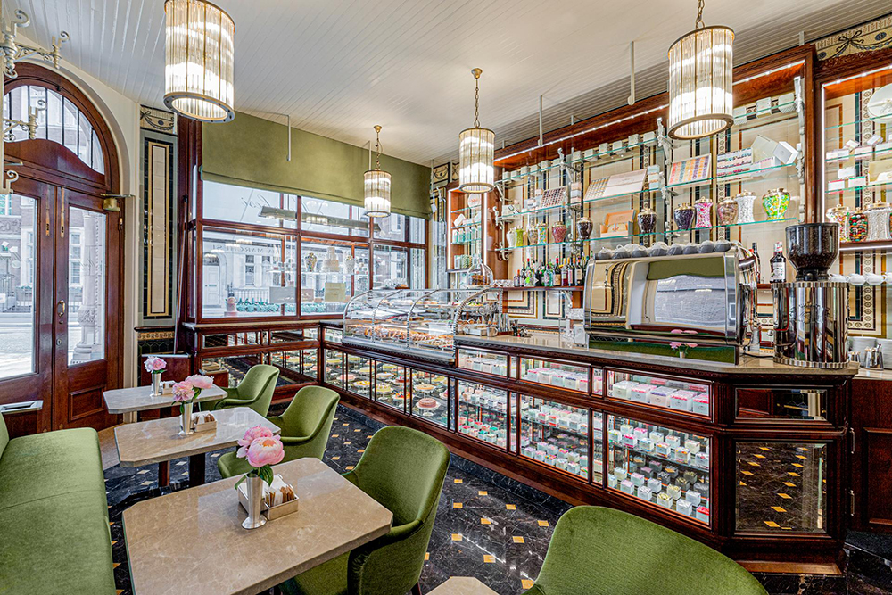 Marchesi_pasticceria_pastry shop_cukrászda_Prada_London_Mayfair_store