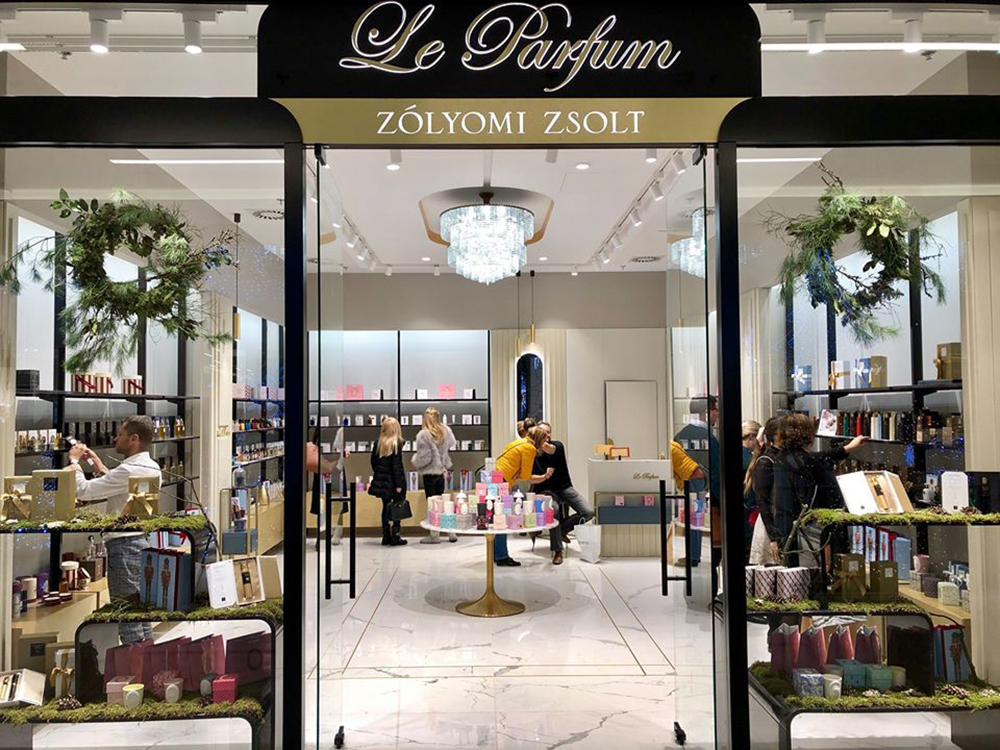 Le Parfum_MOM_Park_Buda_Zólyomi Zsolt_parfüméria_perfumery