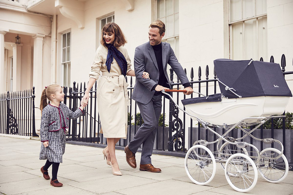 Marie Chantal Greece_crown princess_baby trolley_Silver Cross_London