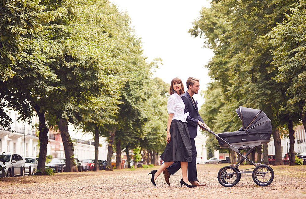 Marie Chantal Greece_crown princess_baby trolley_Silver Cross_London