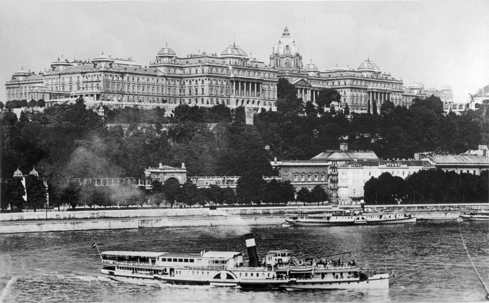Budapest_királyi palota_vár_palace_royal_castle_district_building_rooms_world war