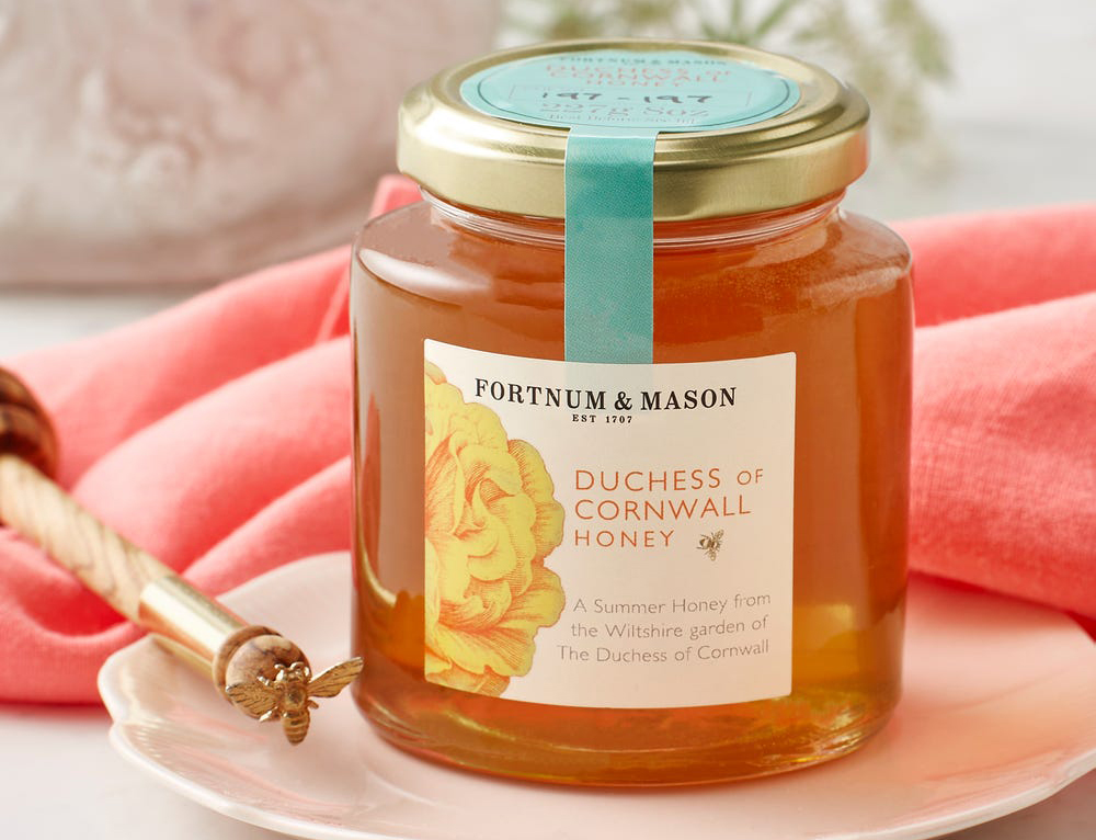 Camilla_Duchess of Cornwall_Honey_Fortnum Mason_méz_hercegné
