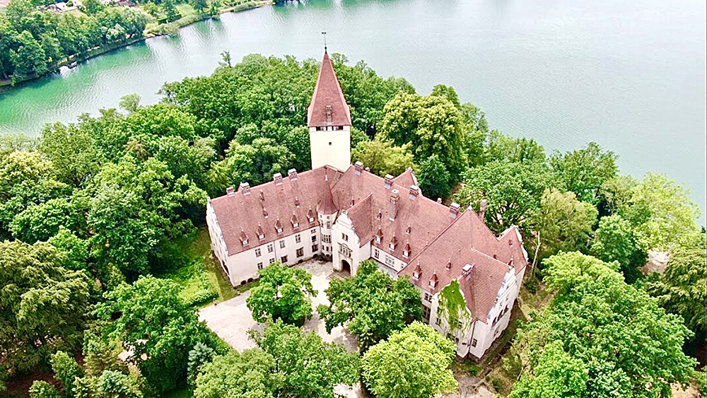 Lubniewice Castle