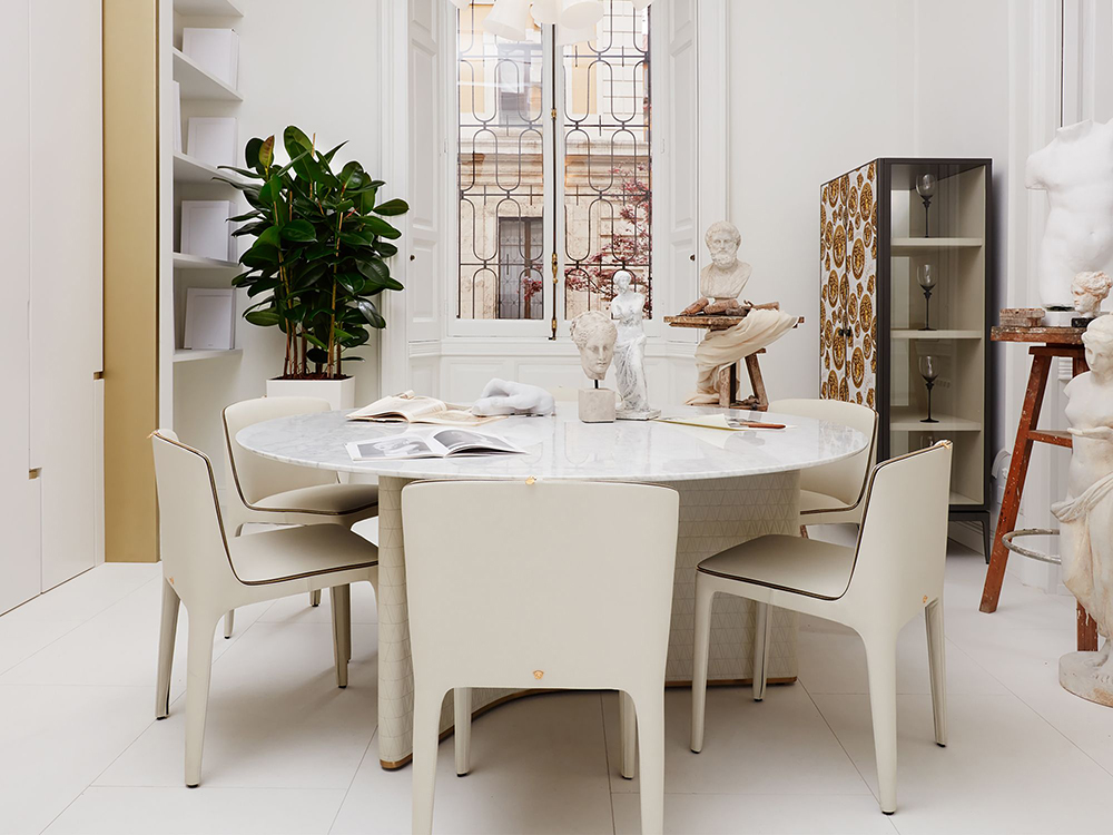 Versace Home Milan Via Durini flagship üzlet store