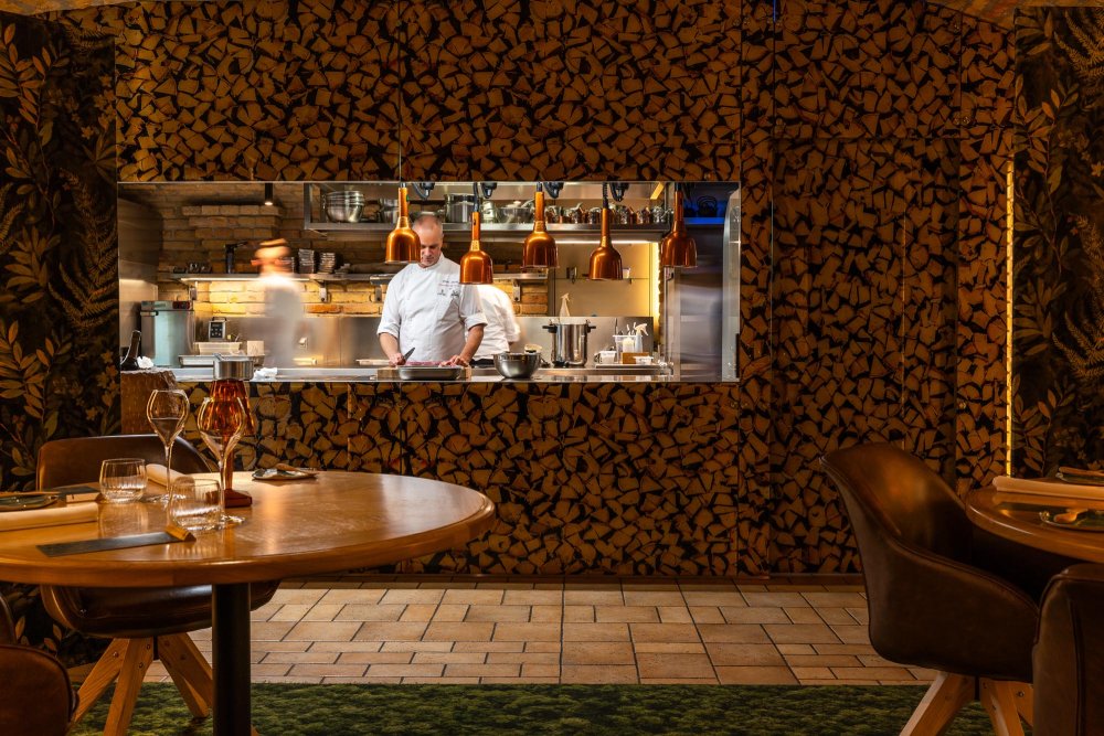 platan-gourmet-tata-pesti-istvan-etterem-fine-dining-michelin-csillag-4