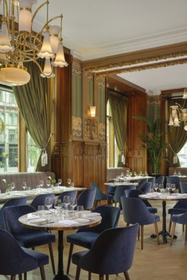 cova-budapest-matild-palace-luxury-collection-hotel-szalloda-cukraszda-etterem-restaurant-confectionary-patisserie-hungary-apericena-afternoon-tea-1